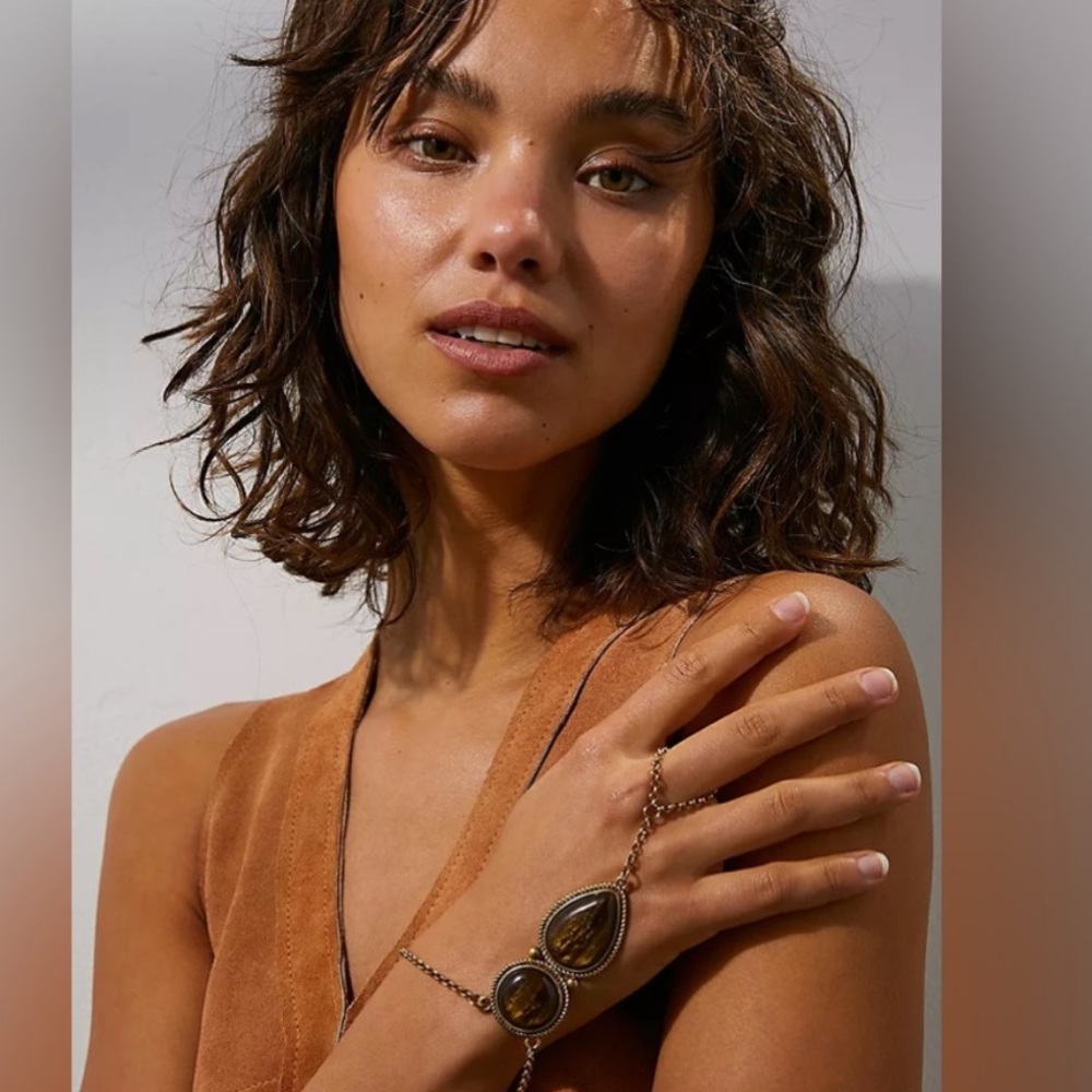 NWT Free People Adele Hand Chain Tigers Eye Gold Tone